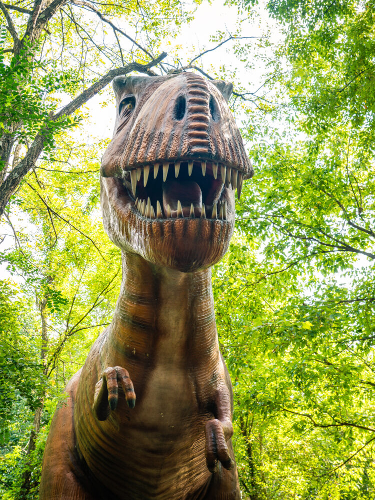 kentucky expo center dinosaurs